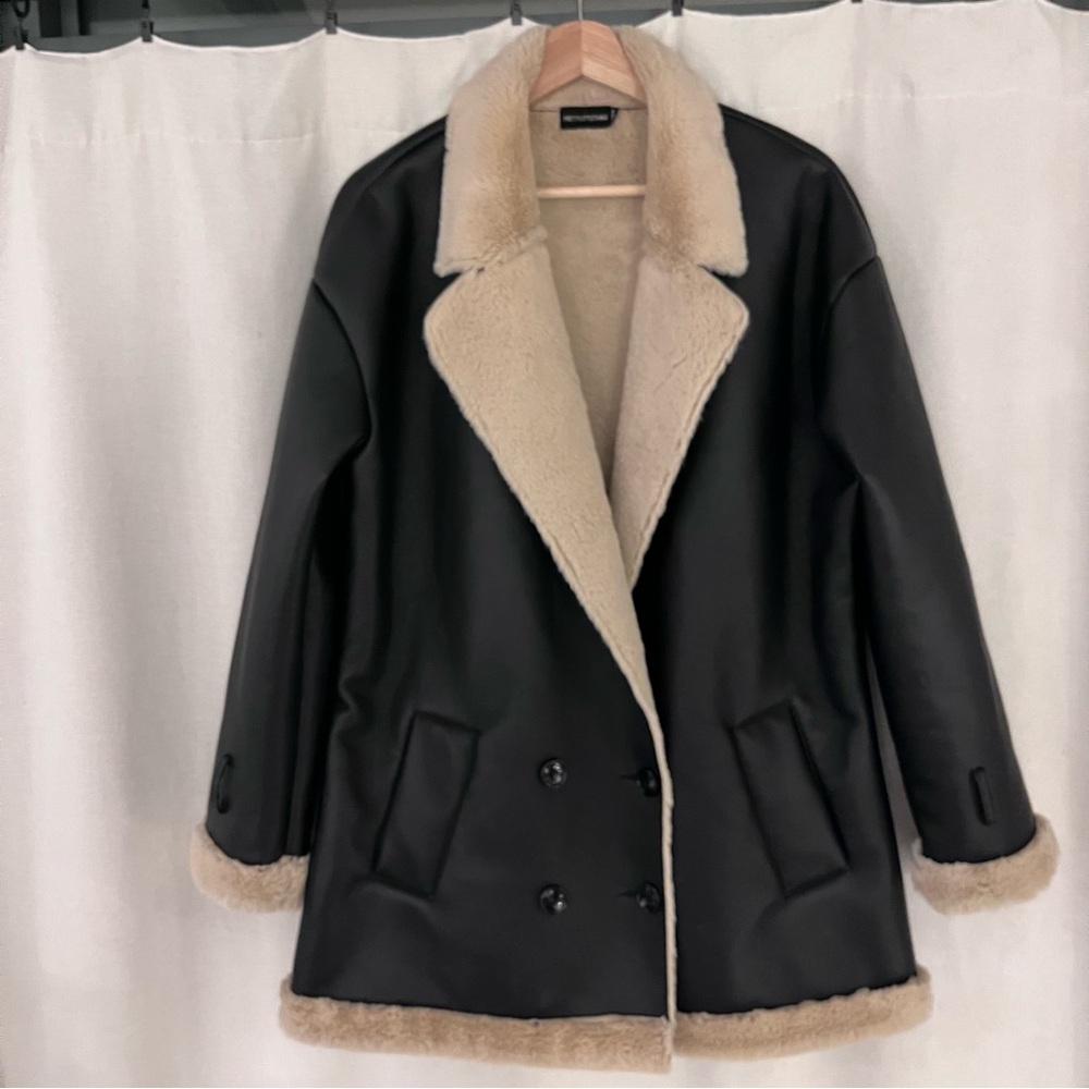 NWOT BLACK PU FAUX FUR TRIM VINTAGE STYLE COAT